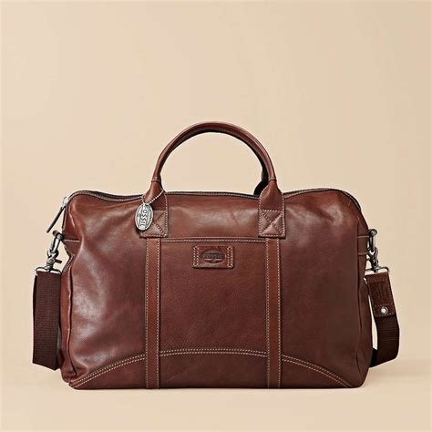 fossil duffle bag weekender.